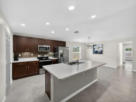 1633 SW Diamond Street Port St Lucie FL 34953