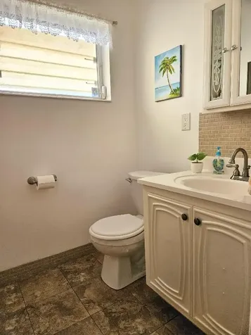 2572 E Emory Drive E West Palm Beach FL 33415