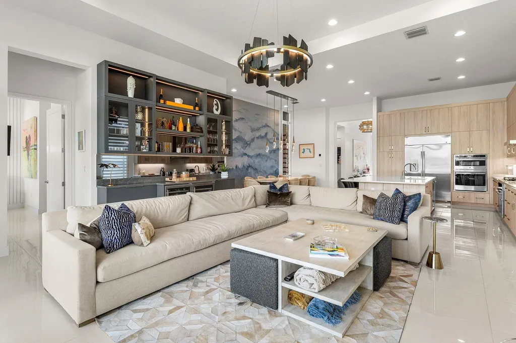 8233 Essex Country Club Drive Boca Raton FL 33434