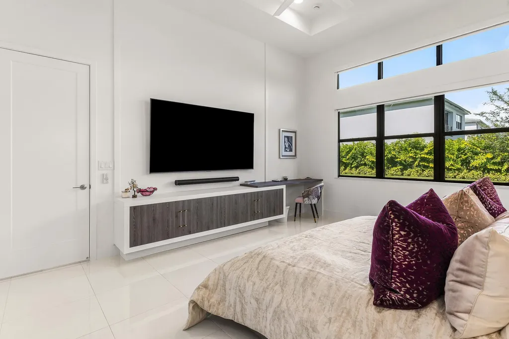 8233 Essex Country Club Drive Boca Raton FL 33434