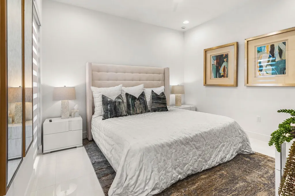 8233 Essex Country Club Drive Boca Raton FL 33434
