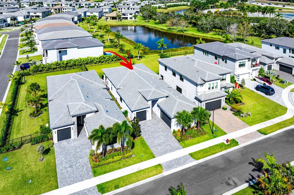 8233 Essex Country Club Drive Boca Raton FL 33434
