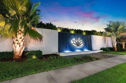 8233 Essex Country Club Drive Boca Raton FL 33434