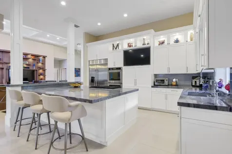 7039 Mandarin Drive Boca Raton FL 33433