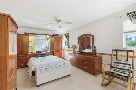 11140 SW 11th Place Davie FL 33324