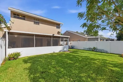 11140 SW 11th Place Davie FL 33324