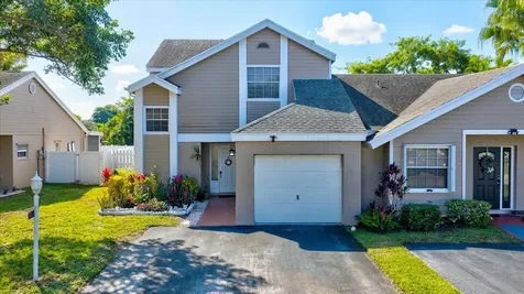 11140 SW 11th Place Davie FL 33324
