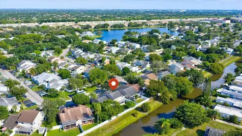 11140 SW 11th Place Davie FL 33324