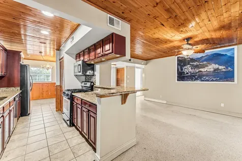 1425 SE San Sovina Terrace Port St Lucie FL 34952