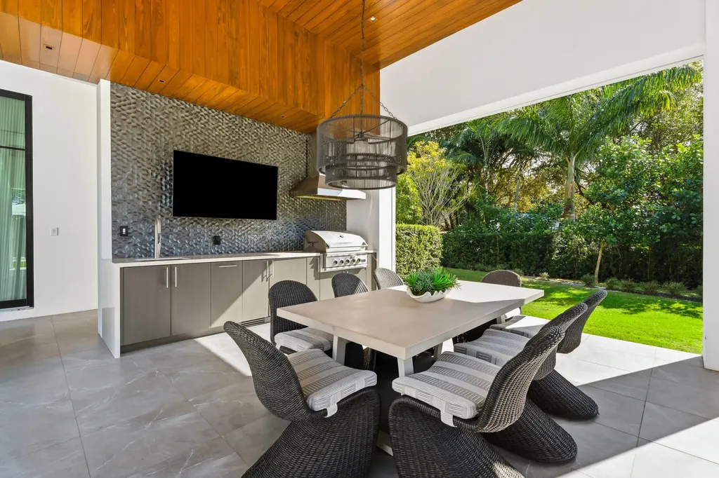 210 Bears Club Drive Jupiter FL 33477