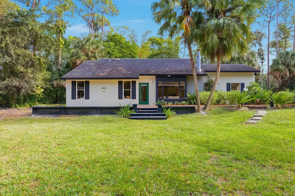 17251 38th Road N Loxahatchee FL 33470