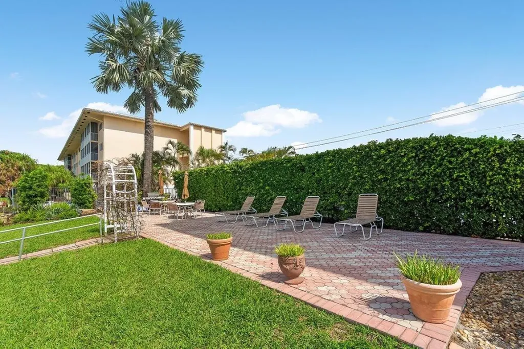 750 NE Spanish River Boulevard Boca Raton FL 33431
