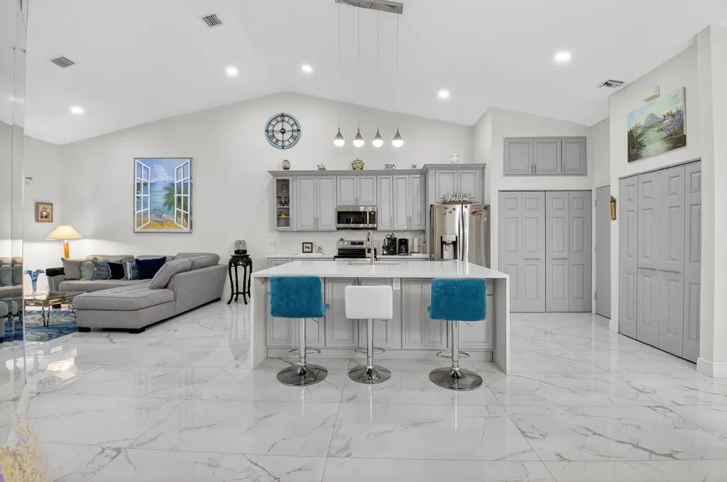 6247 Heliconia Road Delray Beach FL 33484