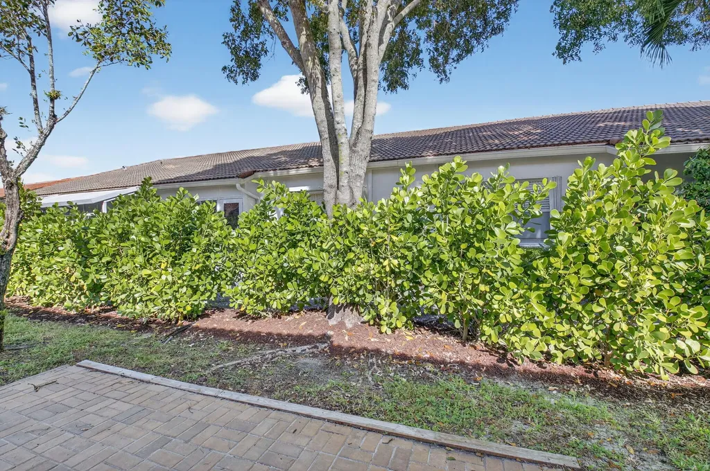 6247 Heliconia Road Delray Beach FL 33484