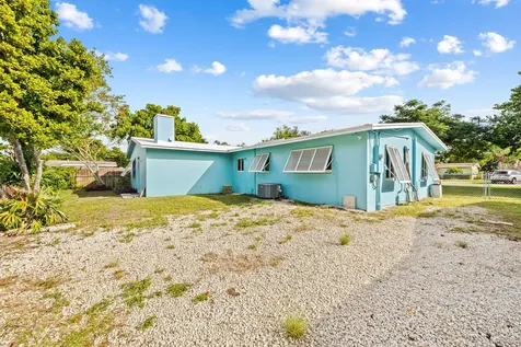 27 NE 16th Avenue Pompano Beach FL 33060