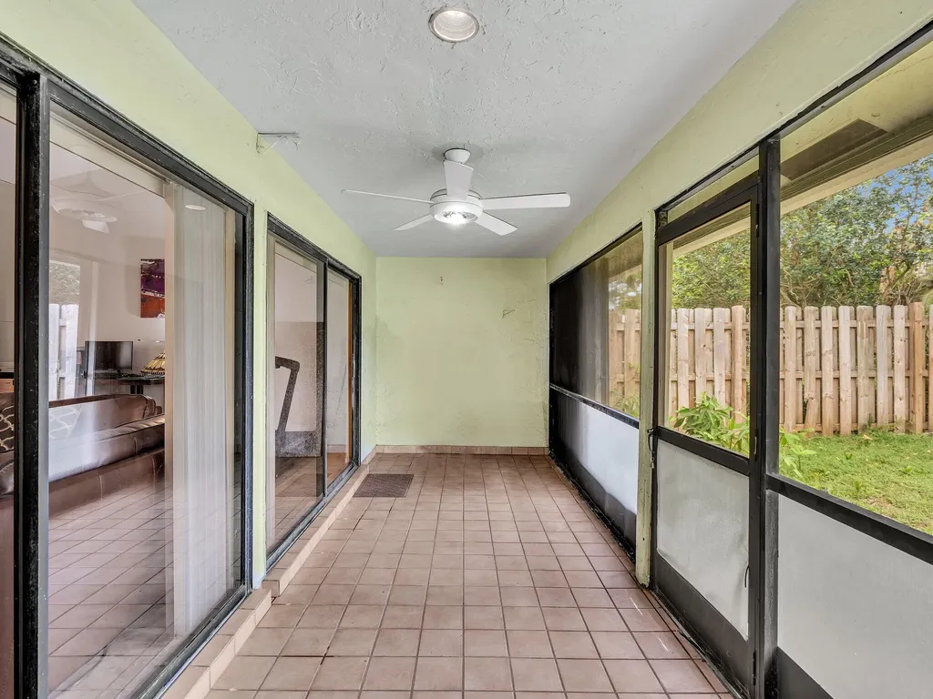 1045 NW 18th Avenue Delray Beach FL 33445