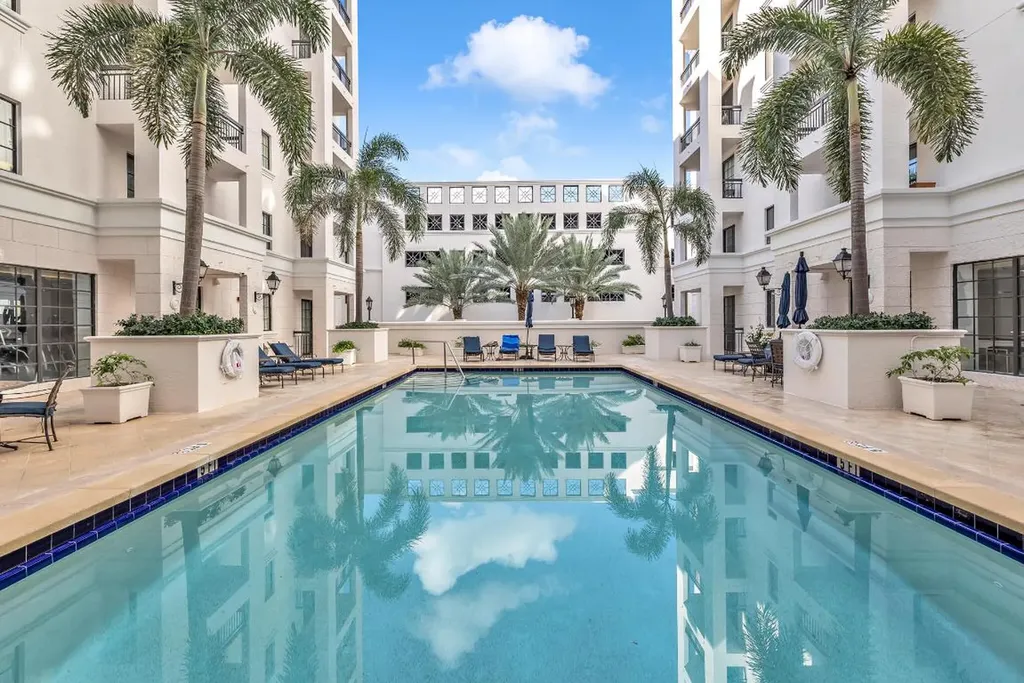 233 S Federal Highway Boca Raton FL 33432