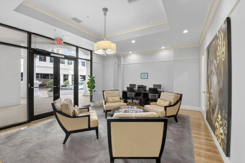 233 S Federal Highway Boca Raton FL 33432