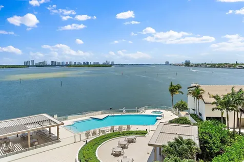 100 Lakeshore Drive North Palm Beach FL 33408