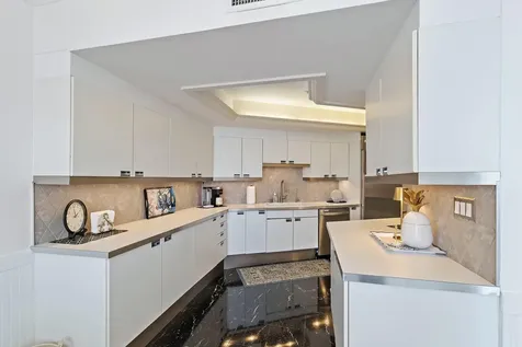 100 Lakeshore Drive North Palm Beach FL 33408