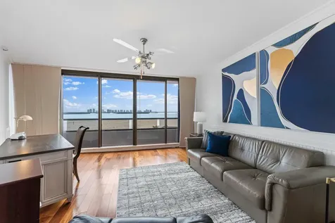 100 Lakeshore Drive North Palm Beach FL 33408