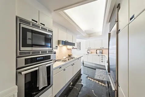 100 Lakeshore Drive North Palm Beach FL 33408
