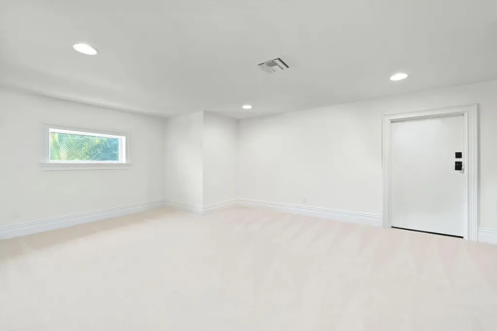 54 S Sewalls Point Road Sewalls Point FL 34996