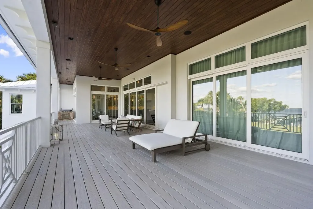 54 S Sewalls Point Road Sewalls Point FL 34996