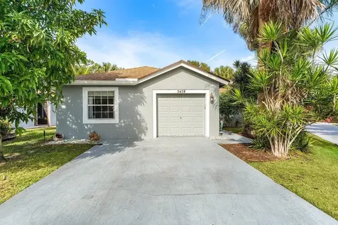 5418 Club Circle Haverhill FL 33415