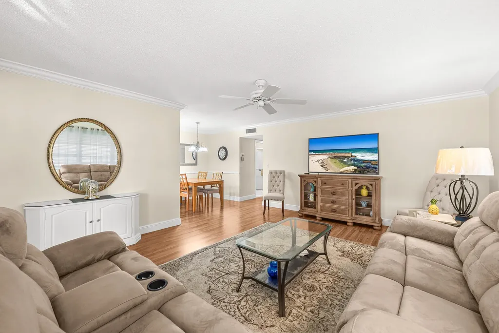 175 High Point Terrace E Delray Beach FL 33445