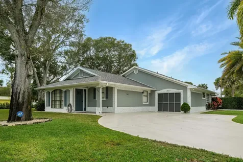1001 Gatewood Avenue Fort Pierce FL 34982