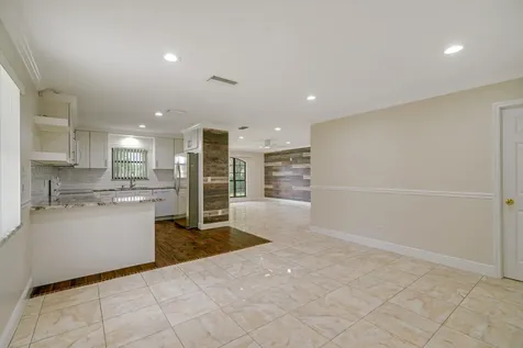1001 Gatewood Avenue Fort Pierce FL 34982