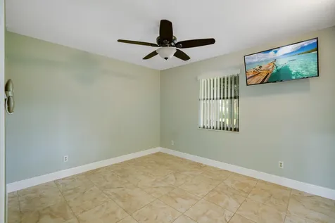 1001 Gatewood Avenue Fort Pierce FL 34982