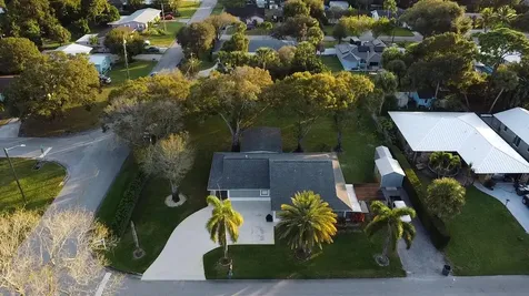 1001 Gatewood Avenue Fort Pierce FL 34982