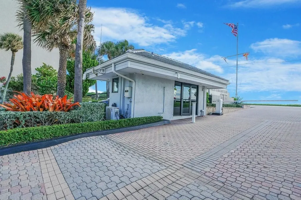 2697 N Ocean Boulevard Boca Raton FL 33431