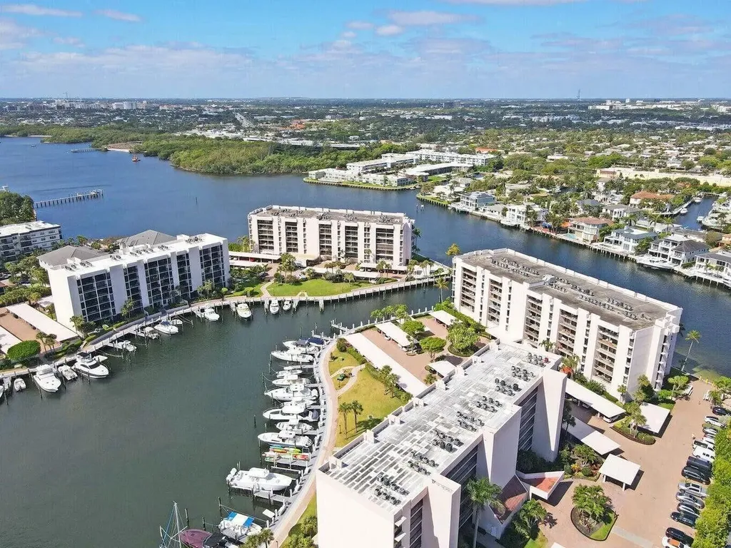 2697 N Ocean Boulevard Boca Raton FL 33431