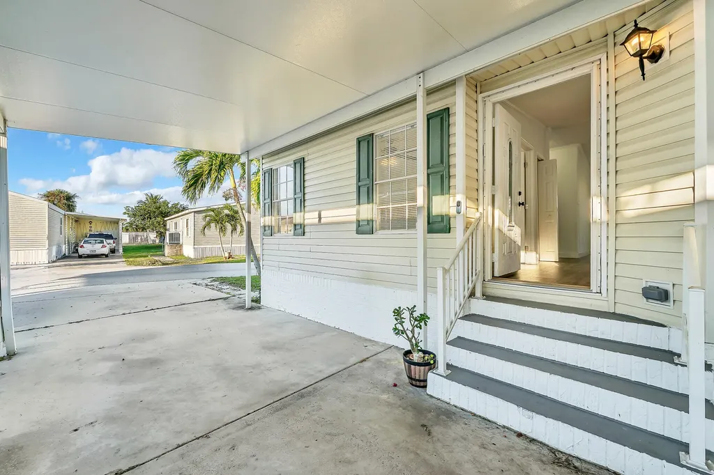 178 Summer Wind Trail Palm Beach Gardens FL 33410