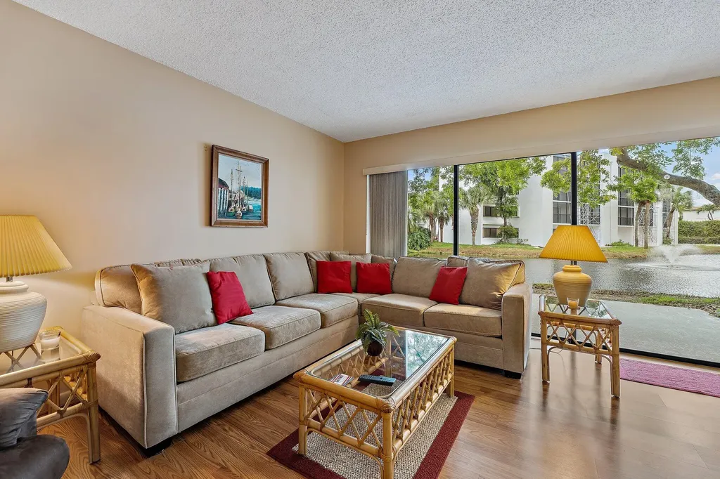 1605 S Us Highway 1 Jupiter FL 33477