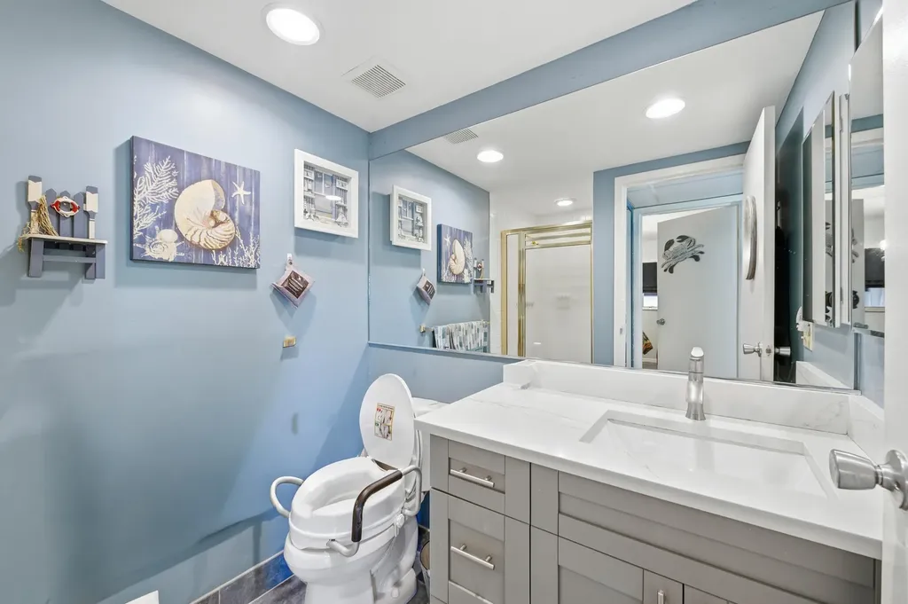 341 Seville O Delray Beach FL 33446