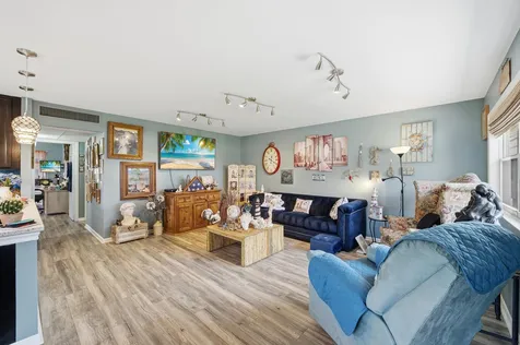 341 Seville O Delray Beach FL 33446