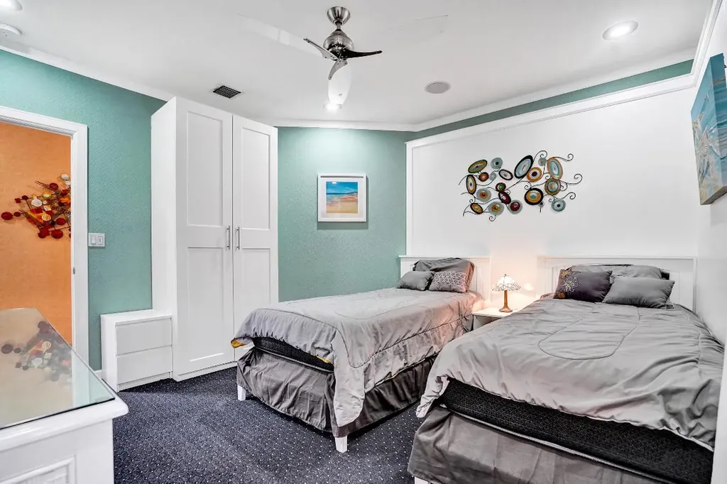 600 Circle Drive Pompano Beach FL 33062