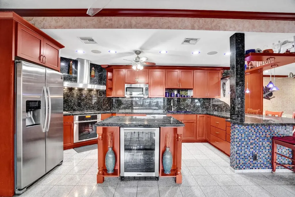 600 Circle Drive Pompano Beach FL 33062