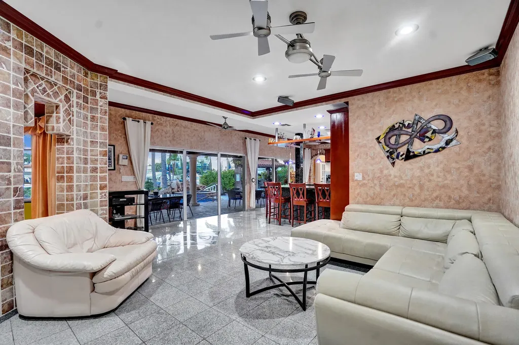 600 Circle Drive Pompano Beach FL 33062