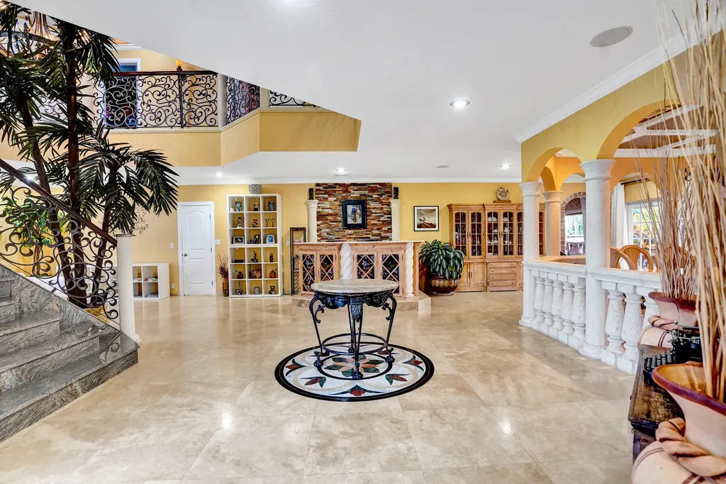 600 Circle Drive Pompano Beach FL 33062