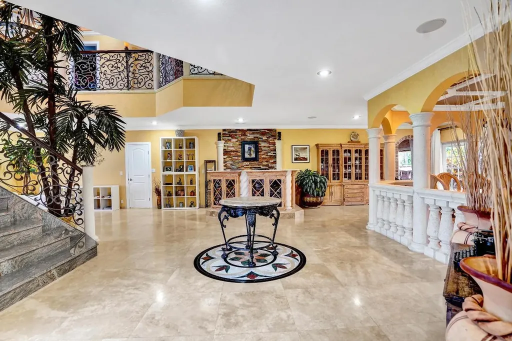 600 Circle Drive Pompano Beach FL 33062