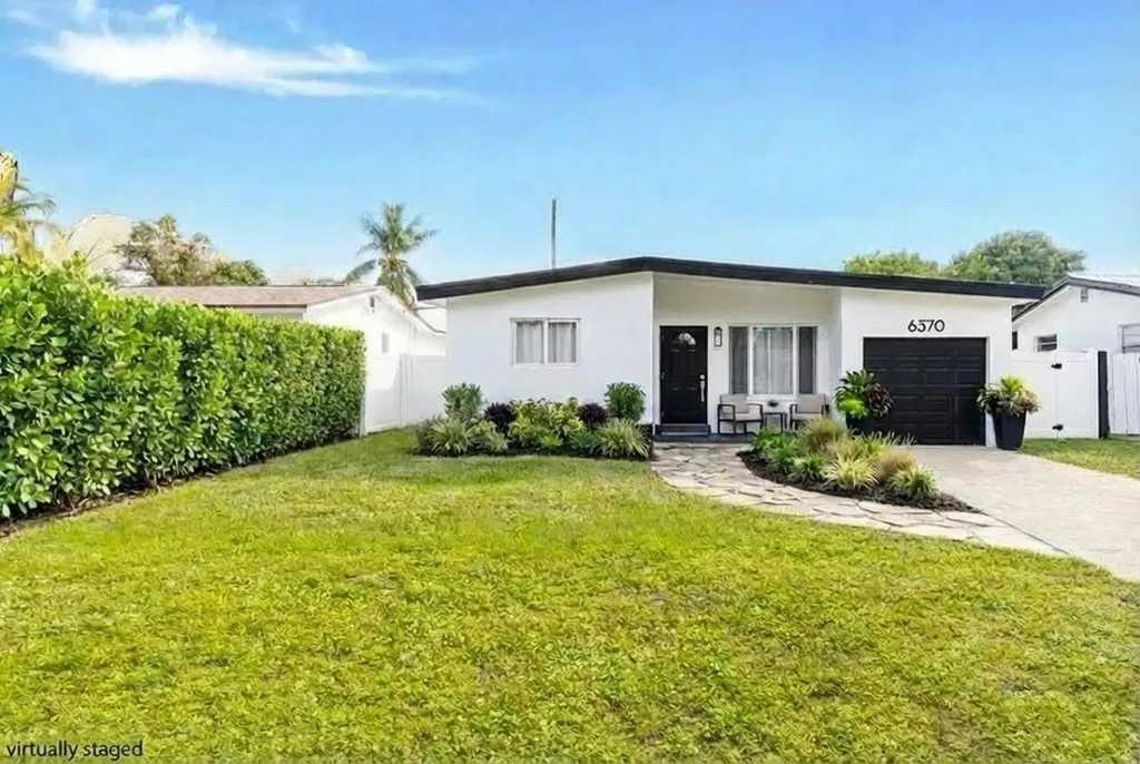 6370 Plunkett Street Hollywood FL 33023