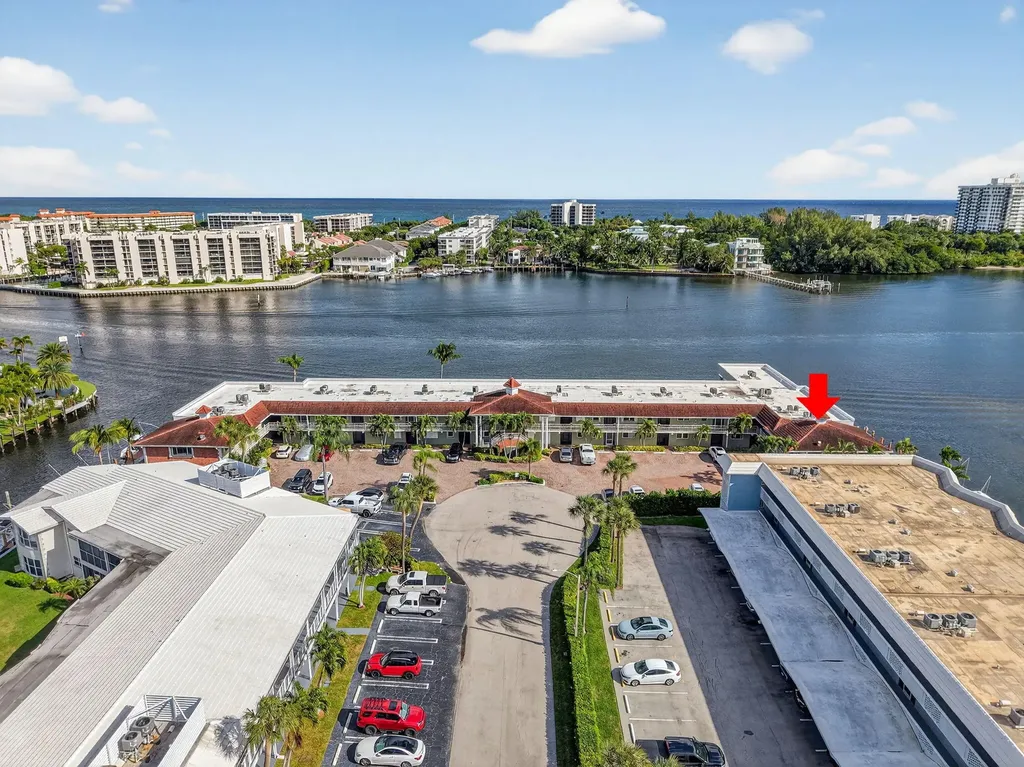 711 NE Harbour Terrace Boca Raton FL 33431