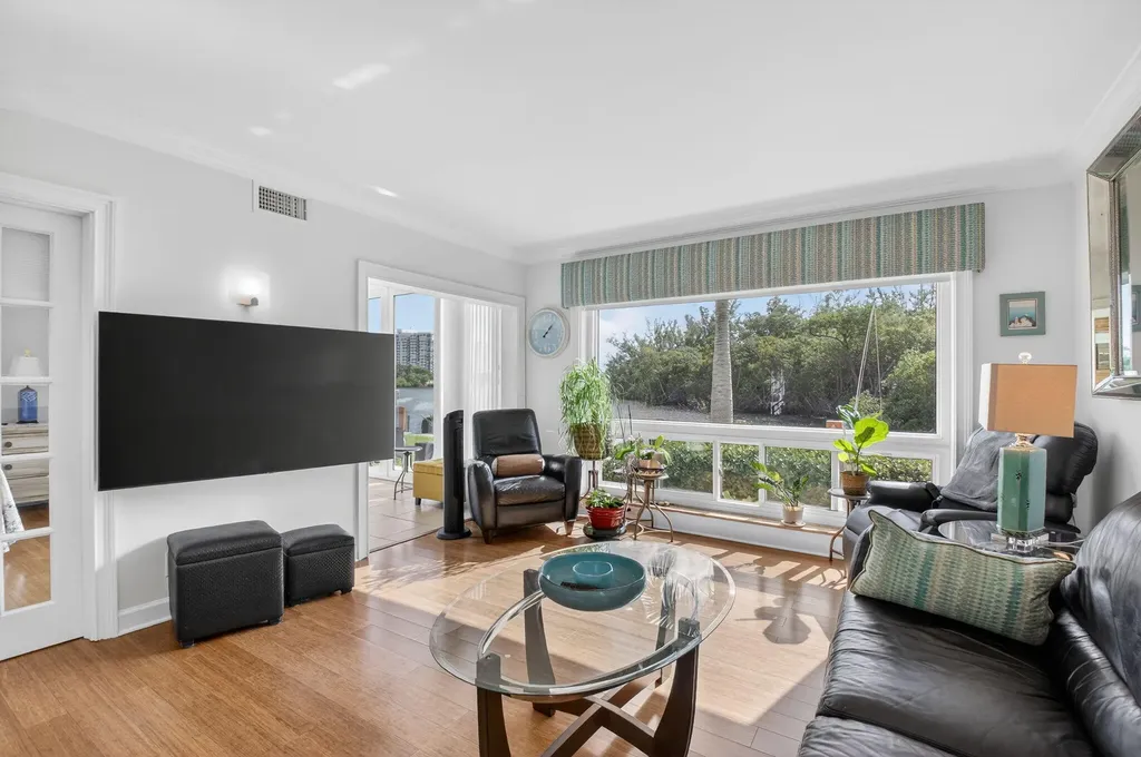 711 NE Harbour Terrace Boca Raton FL 33431