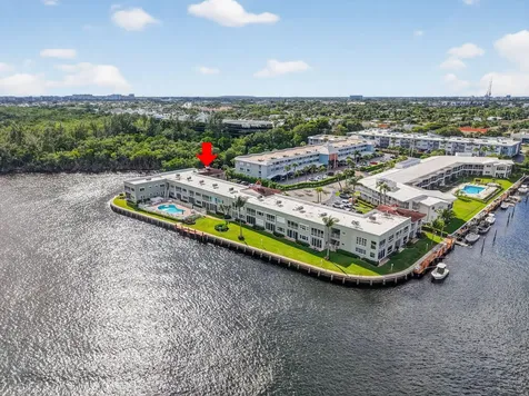 711 NE Harbour Terrace Boca Raton FL 33431