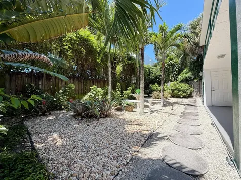 1713 Florida Avenue West Palm Beach FL 33401